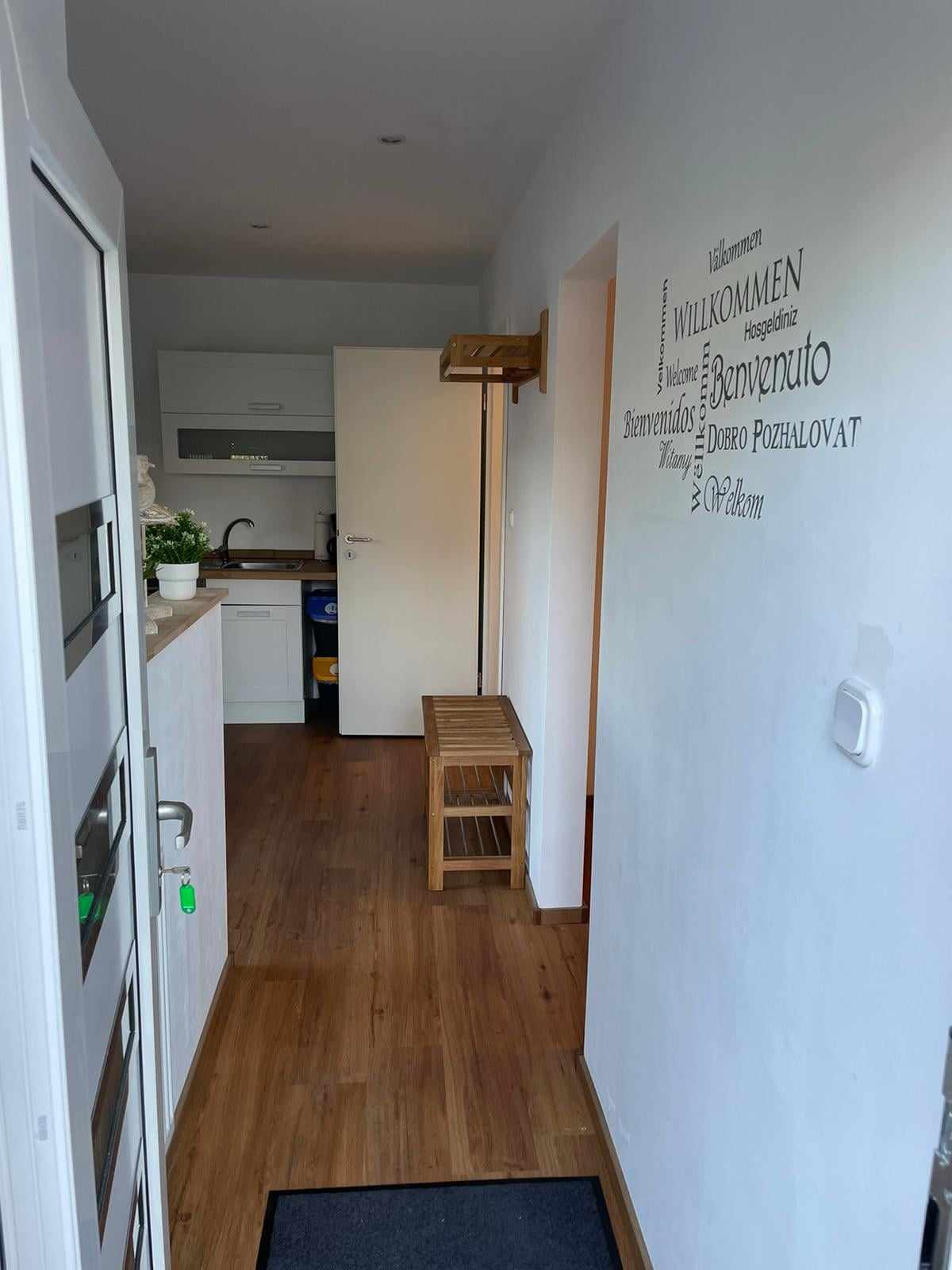 63ef12ca-1cde-44b7-9df9-dbf7752b4d6b